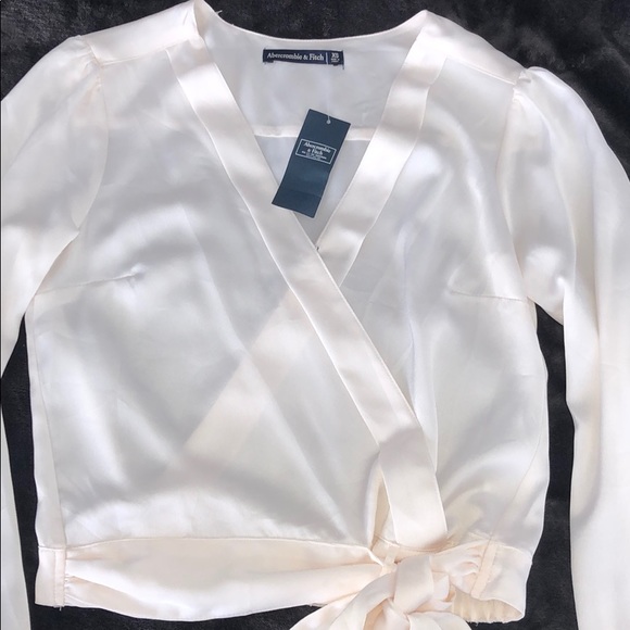 Abercrombie & Fitch Blouse - Picture 2 of 4